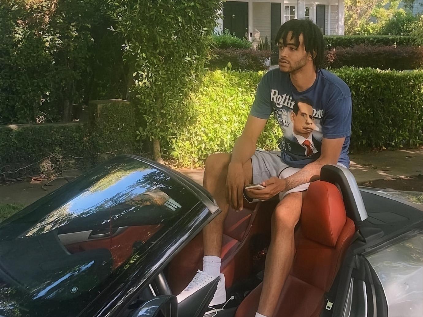 注册领彩金-山东男篮新外援到位，谁将被挤出12人大名单？