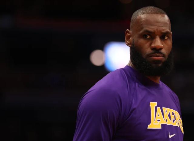 网站入口-佩林卡希望詹皇在湖人退役 哈姆计划让浓眉多进攻